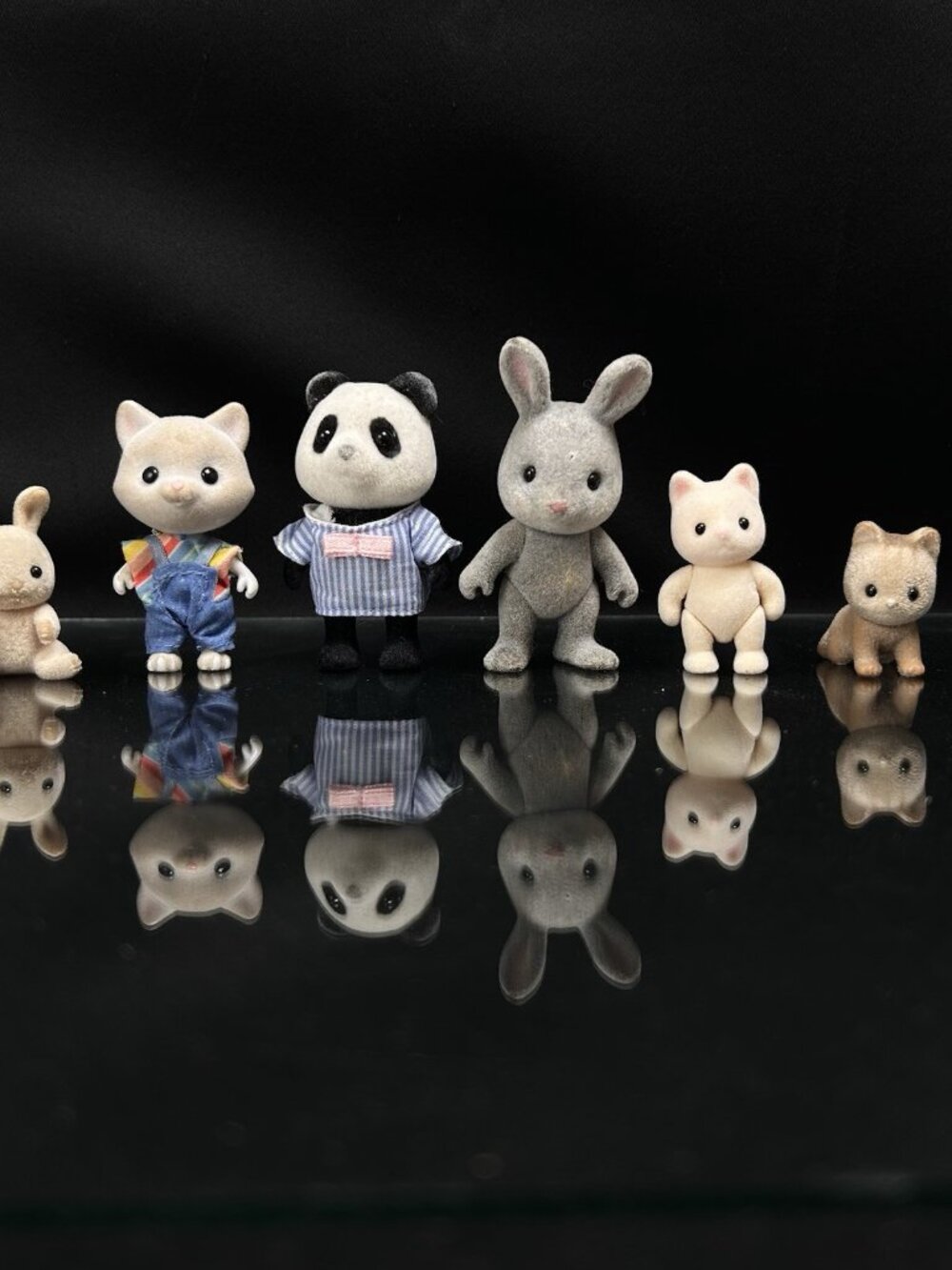 Calico Critters Sylvanian Families Lot Figures Furniture Panda Cats **Read** - Picture 7 of 16